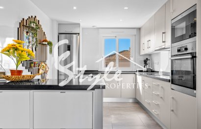 Вторичное жилье - Adosado - Torrevieja - Торревьеха