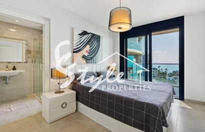 Frontline 3 bedroom apartment for sale in Sea Senses, Punta Prima, Costa Blanca. ID2792