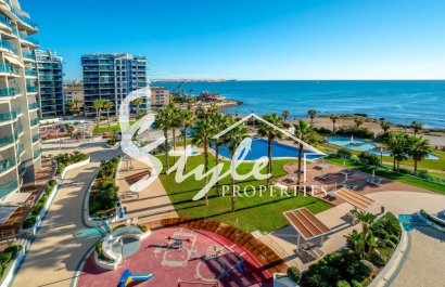 Frontline 3 bedroom apartment for sale in Sea Senses, Punta Prima, Costa Blanca. ID2792