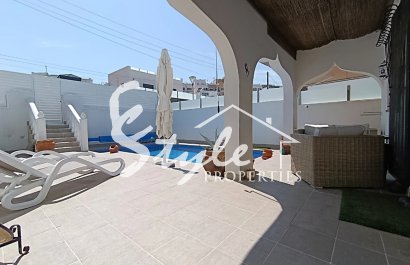 Resale - Semi detached - Villamartin - Costa Blanca