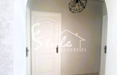 Resale - Semi detached - Villamartin - Costa Blanca