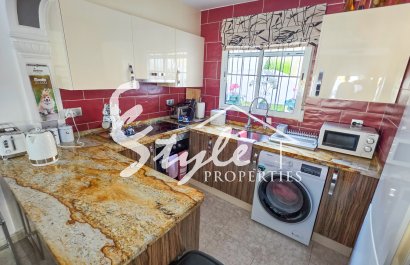 Вторичное жилье - Вилла - Villamartin, Orihuela Costa - Вилламартин