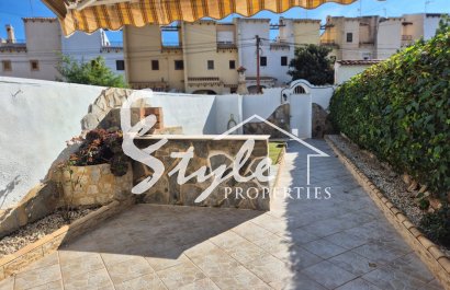 Resale - Villa - Torrevieja - Los Balcones