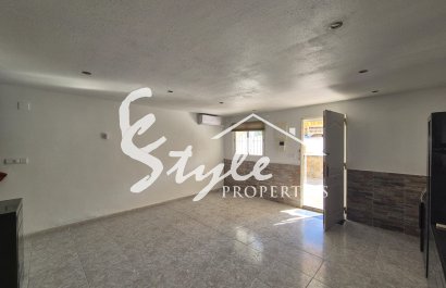 Resale - Villa - Torrevieja - Los Balcones