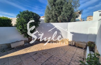 Resale - Villa - Torrevieja - Los Balcones