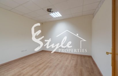 Long Term Rentals - Commercial Unit - Orihuela Costa  - Playa Flamenca