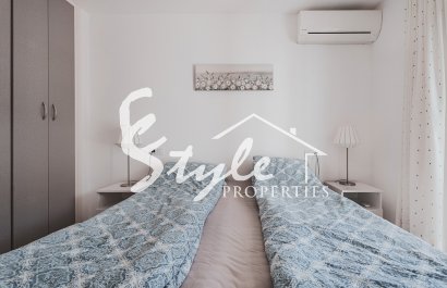 Reventa - Duplex - Villamartin - Res. Las Filipinas