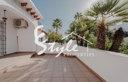 Reventa - Duplex - Villamartin - Res. Las Filipinas