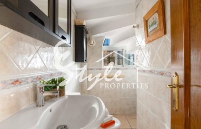 Resale - Villa - Orihuela Costa  - Los Almendros-La Florida