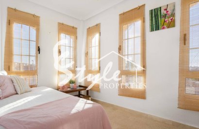 Resale - Villa - Orihuela Costa  - Los Almendros-La Florida