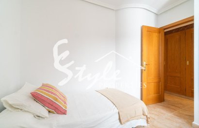 Resale - Apartamento - Torrevieja - Center