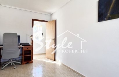 Reventa - Adosado - Torrevieja  - La Siesta