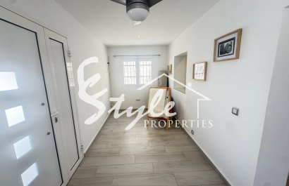 Resale - Villa - Orihuela-Costa - Blue Lagoon