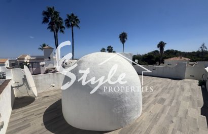 Resale - Villa - Orihuela-Costa - Blue Lagoon