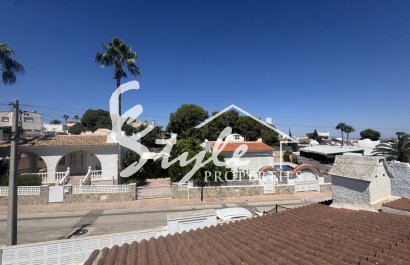 Resale - Villa - Orihuela-Costa - Blue Lagoon