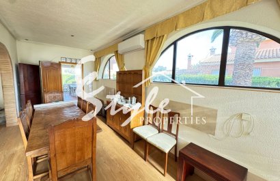 Resale - Villa - Cabo Roig