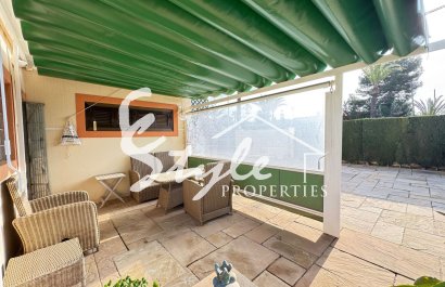 Resale - Villa - Cabo Roig