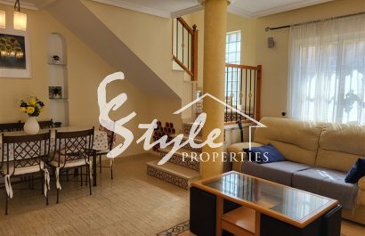 Resale - Villa - Villamartin, Orihuela Costa - Villamartin