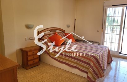 Resale - Villa - Villamartin, Orihuela Costa - Villamartin