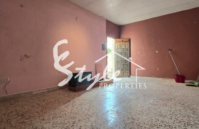 Resale - Villa - Torrevieja - El Chaparal