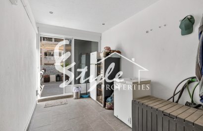 Resale - Apartamento - Torrevieja - Playa de los Locos