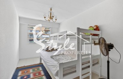 Resale - Apartamento - Torrevieja - Playa de los Locos