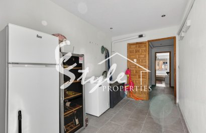 Resale - Apartamento - Torrevieja - Playa de los Locos