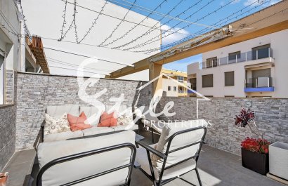 Resale - Apartamento - Torrevieja - Playa de los Locos