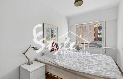 Resale - Apartamento - Torrevieja - Playa de los Locos