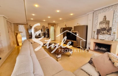 Resale - Villa - Torrevieja - La Mata