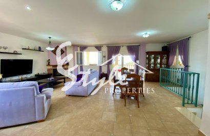 Reventa - Villa - Algorfa (montemar) - Lomas De La Juliana