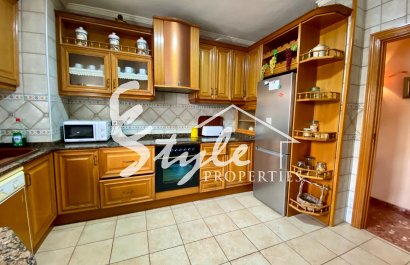 Resale - Apartamento - Torrevieja - Playa del Cura