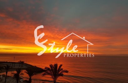 Resale - Apartamento - Torrevieja - Playa del Cura