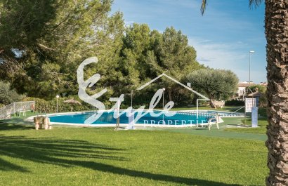 Вторичное жилье - Апартаменты/Квартира - Villamartin, Orihuela Costa - Pinada Golf