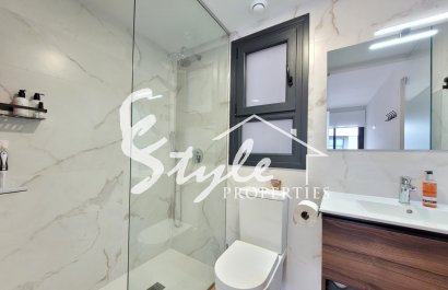 Reventa - Apartamento - Orihuela Costa - Villamartin