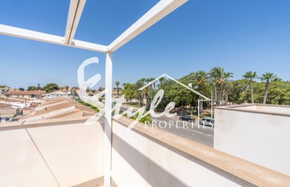 Resale - Villa - Santiago de Ribeira - Zona de la playa