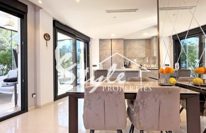 Вторичное жилье - Вилла - Orihuela-Costa - Вилламартин