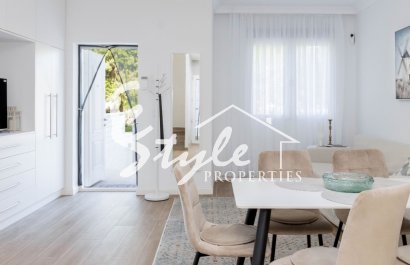 Вторичное жилье - Adosado - Orihuela-Costa - La Zenia- Orihuela costa