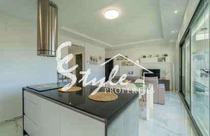 Resale - Apartamento - Orihuela-Costa - PAU 26