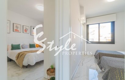 Resale - Apartamento - Orihuela-Costa - PAU 26