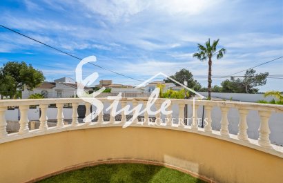 Resale - Villa - Villamartin, Orihuela Costa - Castillo de Don Juan