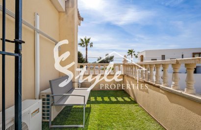Resale - Villa - Villamartin, Orihuela Costa - Castillo de Don Juan