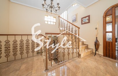 Resale - Semi - Detached Villa - Torrevieja - El Chaparral