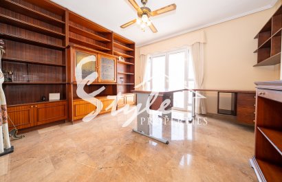 Resale - Semi - Detached Villa - Torrevieja - El Chaparral