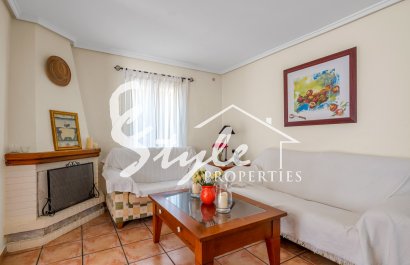 Resale - Villa - Orihuela-Costa - Playa Flamenca