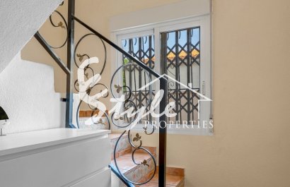 Resale - Villa - Orihuela-Costa - Playa Flamenca