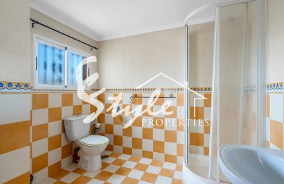 Resale - Villa - Orihuela-Costa - Playa Flamenca