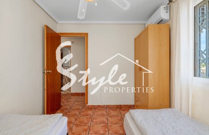 Resale - Villa - Orihuela-Costa - Playa Flamenca