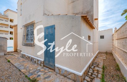 Resale - Villa - Orihuela-Costa - Playa Flamenca
