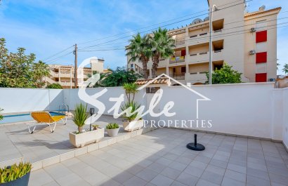 Resale - Villa - Orihuela-Costa - Playa Flamenca